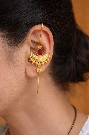 Golden Ear Cuff Chandrakore – Gold Crescent Ruby Ear Cuff Earrings | Luméra golden earcuff chandrakore 1